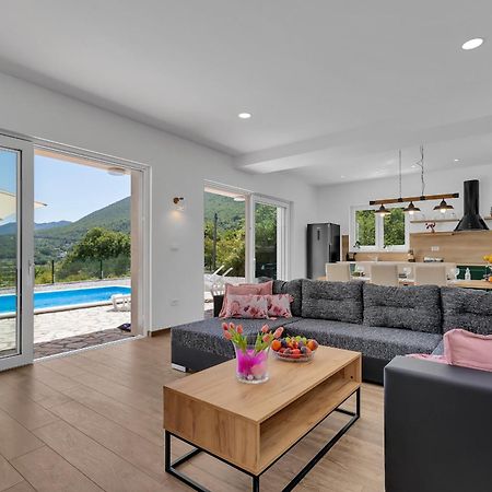 Charming Holiday Home Dolac In Rural Area With Pool Slime Exterior foto